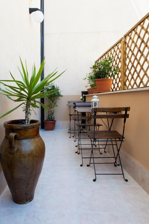 Apartment Domus Schiavuzzo Палермо Екстериор снимка